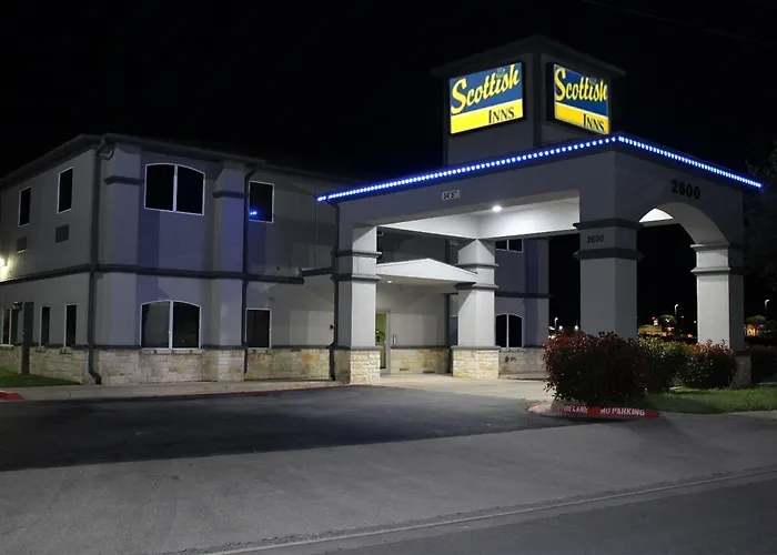Hotel Scottish Near Cavazos
